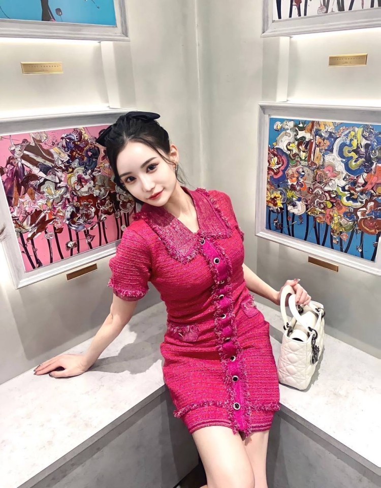 穿越兽世爽翻了(N)作者:西洲客,百度云资源